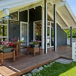 Maini - 350m From The Sea By Interhome בית נופש