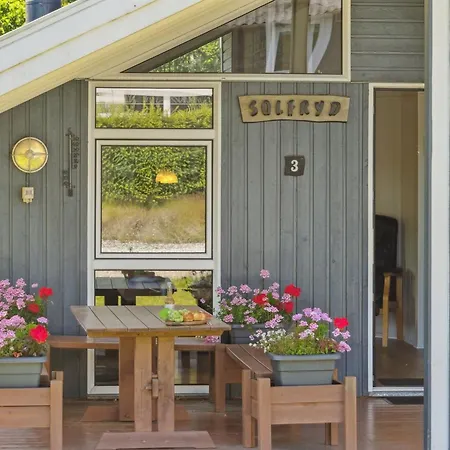 Maini - 350m From The Sea By Interhome