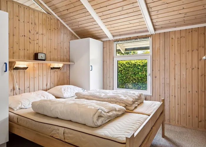 Holiday home Maini - 350m From The Sea By Interhome